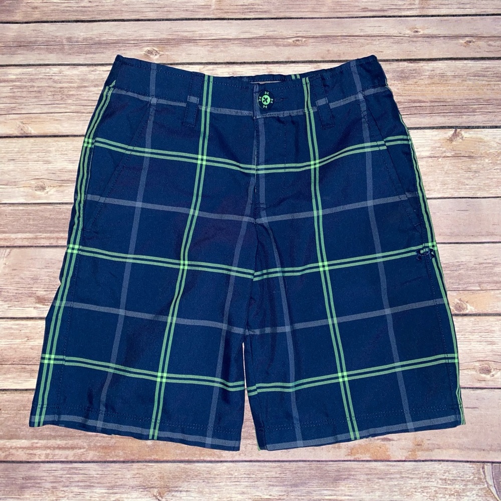 Boys Under Armour Golf Shorts YSM